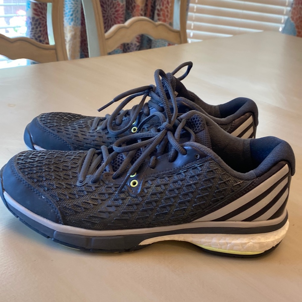 ADIDAS Energy Volley Boost 2.0 Shoes Black Gray Lime Green accent Sz 9